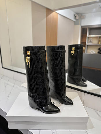 GIVENCHY | Shark Lock Padlock Ankle Boots 06