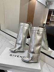 GIVENCHY | Shark Lock Padlock Ankle Boots 07 - 2