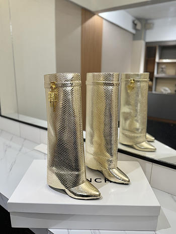 GIVENCHY | Shark Lock Padlock Ankle Boots 10