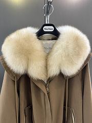 Maxmara fall/winter fur and goose down jacket in dark beige - 2