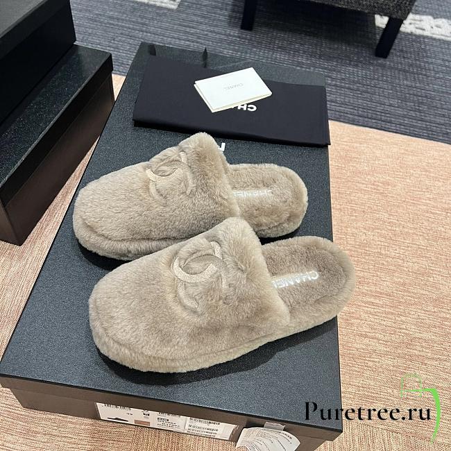 CHANEL | wool slippers 01 - 1