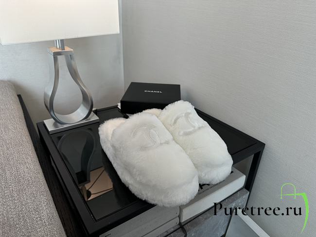 CHANEL | wool slippers 03 - 1