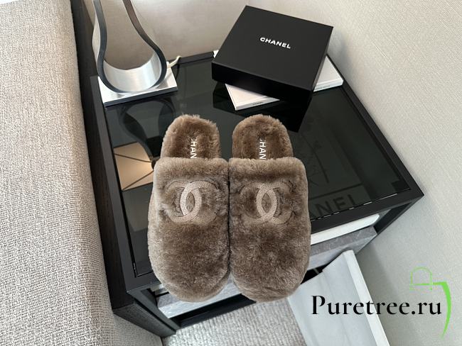 CHANEL | wool slippers 04 - 1