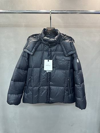 MONCLER | SERFANTO Down Jacket In Black 