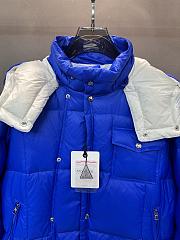 MONCLER | SERFANTO Down Jacket In Iridescent Blue - 6
