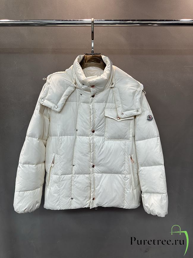 MONCLER | SERFANTO Down Jacket In White - 1