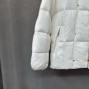 MONCLER | SERFANTO Down Jacket In White - 5