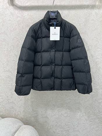 MONCLER | 25F square quilted short version features 02