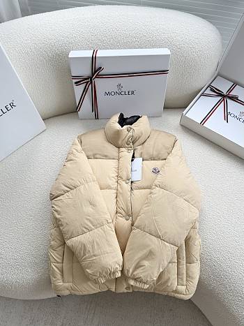 MONCLER | Jacket In Beige 
