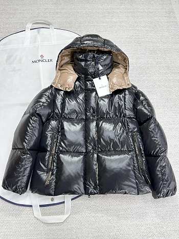 Moncler parana down jacket in black