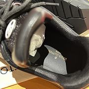 LOUIS VUITTON | Thick-soled height-increasing sneakers 02 - 5