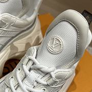 LOUIS VUITTON | Thick-soled height-increasing sneakers 04 - 2