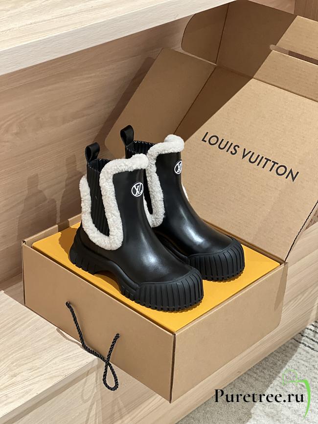LOUIS VUITTON | V Winter runway-style wool Chelsea and ankle boots black - 1