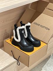 LOUIS VUITTON | V Winter runway-style wool Chelsea and ankle boots black - 1