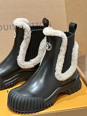 LOUIS VUITTON | V Winter runway-style wool Chelsea and ankle boots black - 2