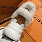 LOUIS VUITTON | V Archlight Lambswool Sneakers - 6