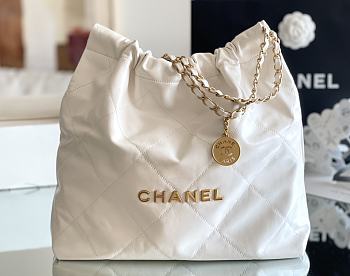 CHANEL | 22 Handbag Shiny Calfskin & Gold-Tone Metal White AS3261