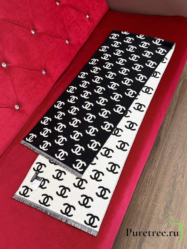 CHANEL | Book Seal Wool Long Scarf - 1