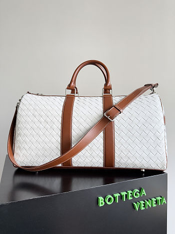 BOTTEGA VENETA | Medium Intrecciato Duffle Bag In White