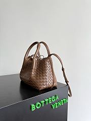 BOTTEGA VENETA | Small Pinacoteca silky calfskin tote bag Nocciola/amber - 5