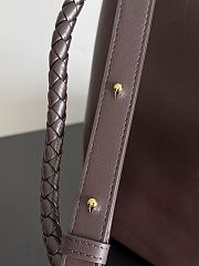 BOTTEGA VENETA | Andiamo Bucket bag in silky calf leather Fondant - 6