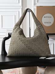 BOTTEGA VENETA | Large Hop Intrecciato suede shoulder bag Cypress - 6