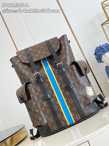 LOUIS VUITTON | Christopher MM Mon Monogram P01954