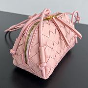 BOTTEGA VENETA | Concert Pouch  Intrecciato nappa leather Seashell - 4