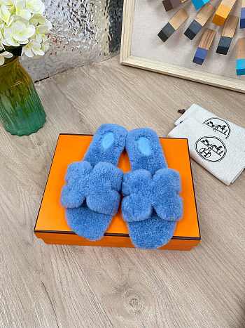 HERMES | Furry Flat Slippers 09