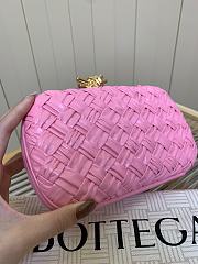 Bottega Veneta Knot Padded Intreccio Pink - 4