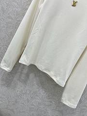 LOUIS VUITTON | Turtleneck long sleeve shirt in white - 4