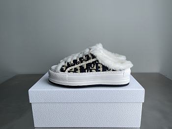 DIOR | Walk'n'Dior Lambskin Round Toe Platform Closed-Toe Slippers 02