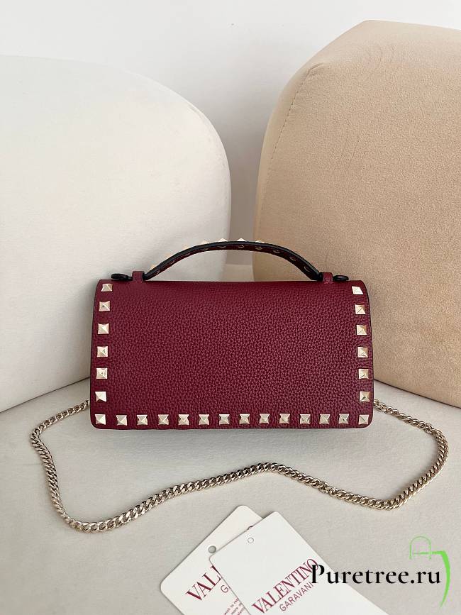 Valentino Garavani Rockstud Chain Wallet 01 - 1