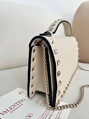 Valentino Garavani Rockstud Chain Wallet 02 - 6