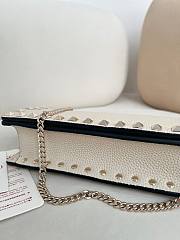 Valentino Garavani Rockstud Chain Wallet 02 - 5