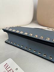Valentino Garavani Rockstud Chain Wallet 05 - 6