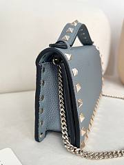 Valentino Garavani Rockstud Chain Wallet 05 - 4