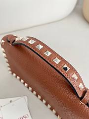 Valentino Garavani Rockstud Chain Wallet 06 - 6