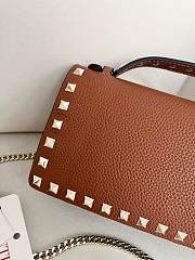 Valentino Garavani Rockstud Chain Wallet 06 - 3