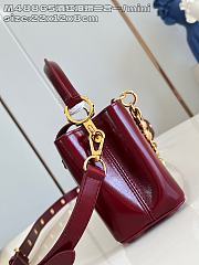LOUIS VUITTON | Capucines East-West In Burgundy Size 22x12x8 cm - 2