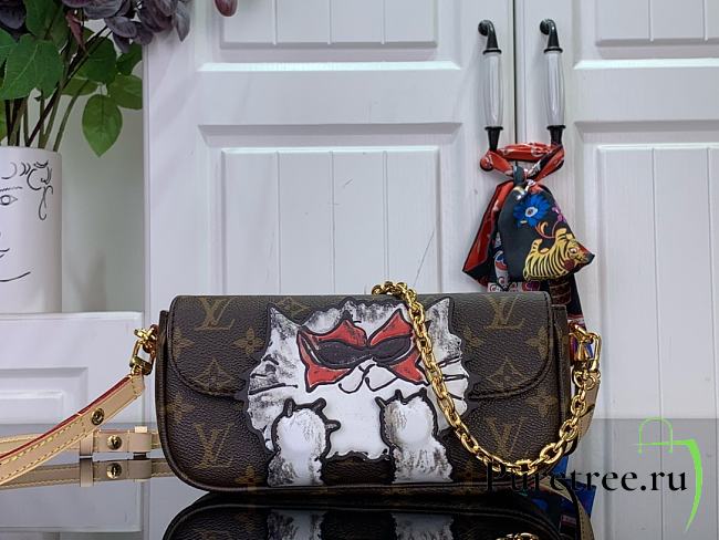 LOUIS VUITTON | Wallet On Chain Ivy Monogram Kitty - 1