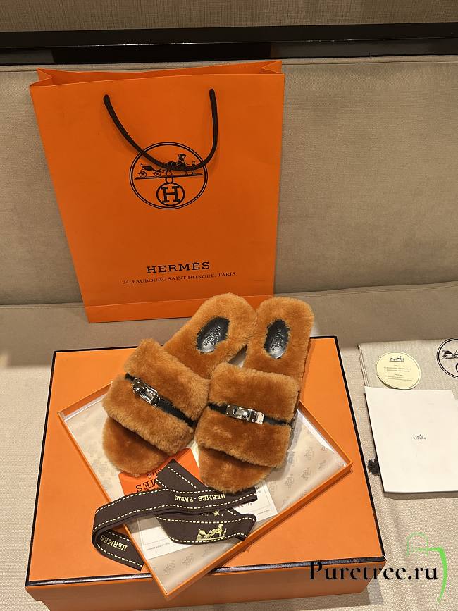 HERMES | Fur slippers 01 - 1
