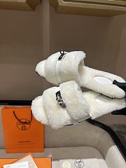 HERMES | Fur slippers 02 - 3