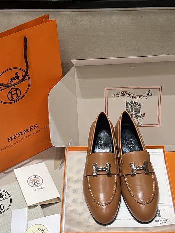 HERMES | classic vintage-style loafers brown