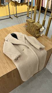 MAX MARA | Teddy Bear Coat Vanilla color - 3