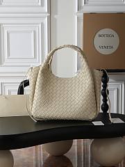 BOTTEGA VENETA | Campana intrecciato leather shoulder bag white - 5