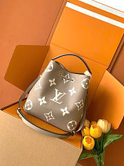 LOUIS VUITTON | NeoNoe Monogram Empreinte Bucket Bag - 6