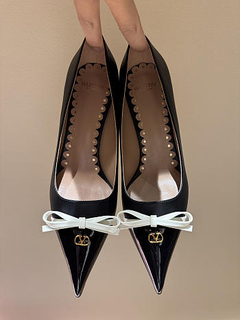 VALENTINO | Garavani VLogo Signature High Heels In Black