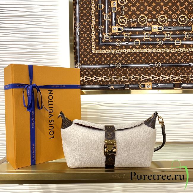 LOUIS VUITTON | Pochette Mia Fur White M26245  - 1