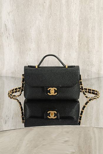 CHANEL | Leather flap bag gold hardware in black